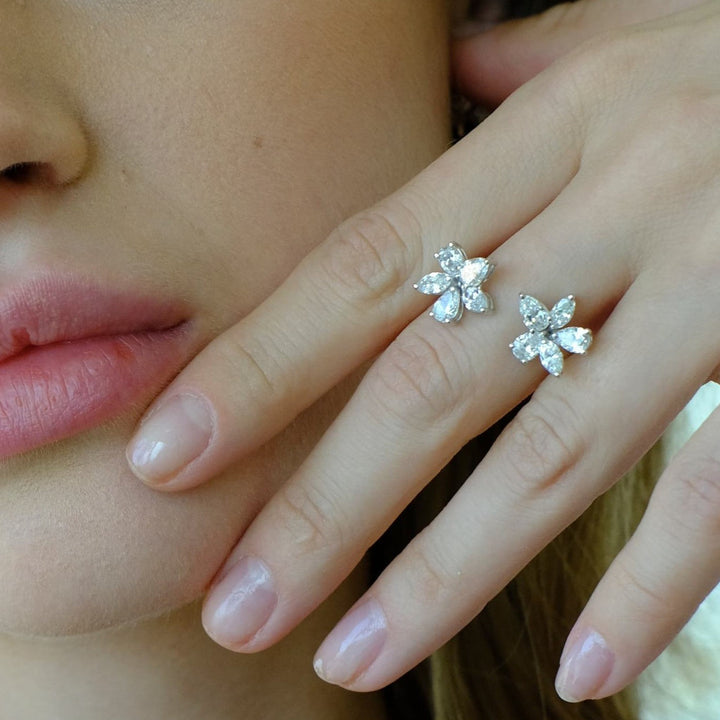 Zydo blomsterformet ring med dobbelt element og fancy slebne diamanter i rosa guld 55384