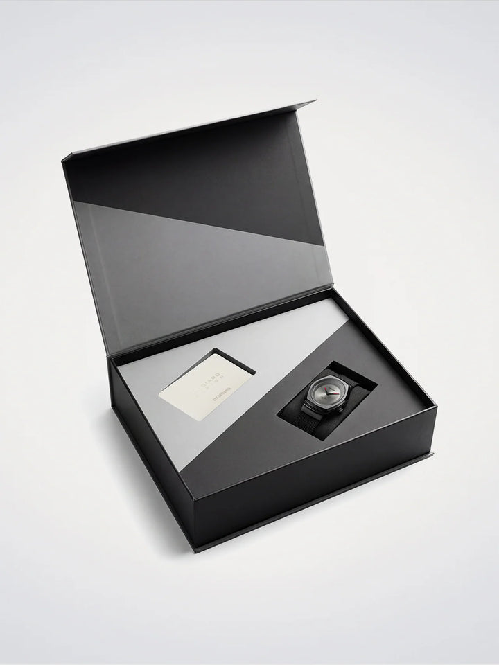 D1 Milano Uhr Limited Edition Giugiaro Design 40 mm grauer Quarzstahl D1-IDBJ01