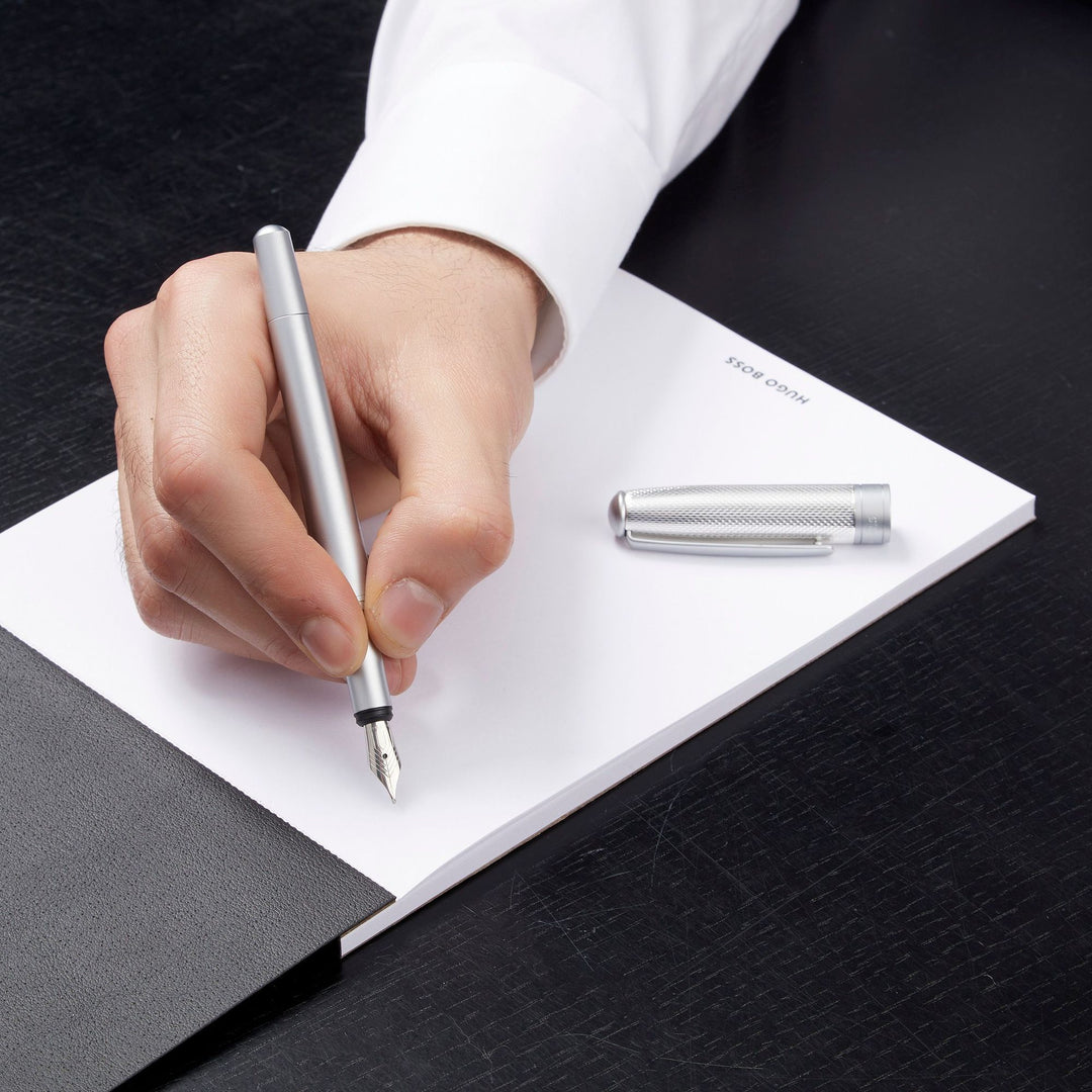 Hugo Boss Essential Metal Sølv fyldepen HSY4872C