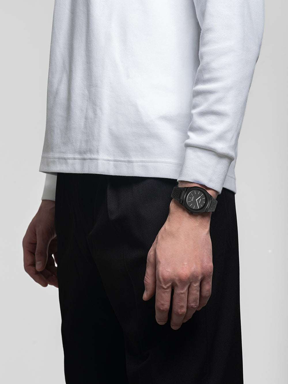 D1 Milano Sort Kevlar Ultra Thin Watch 39 mm D1-UHKJ01