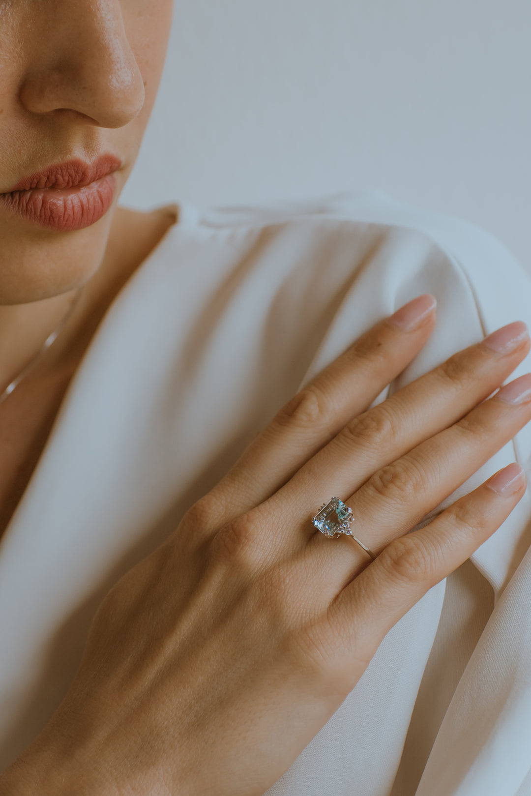 Comete guldring med diamanter og ottekantet akvamarin ANQ337