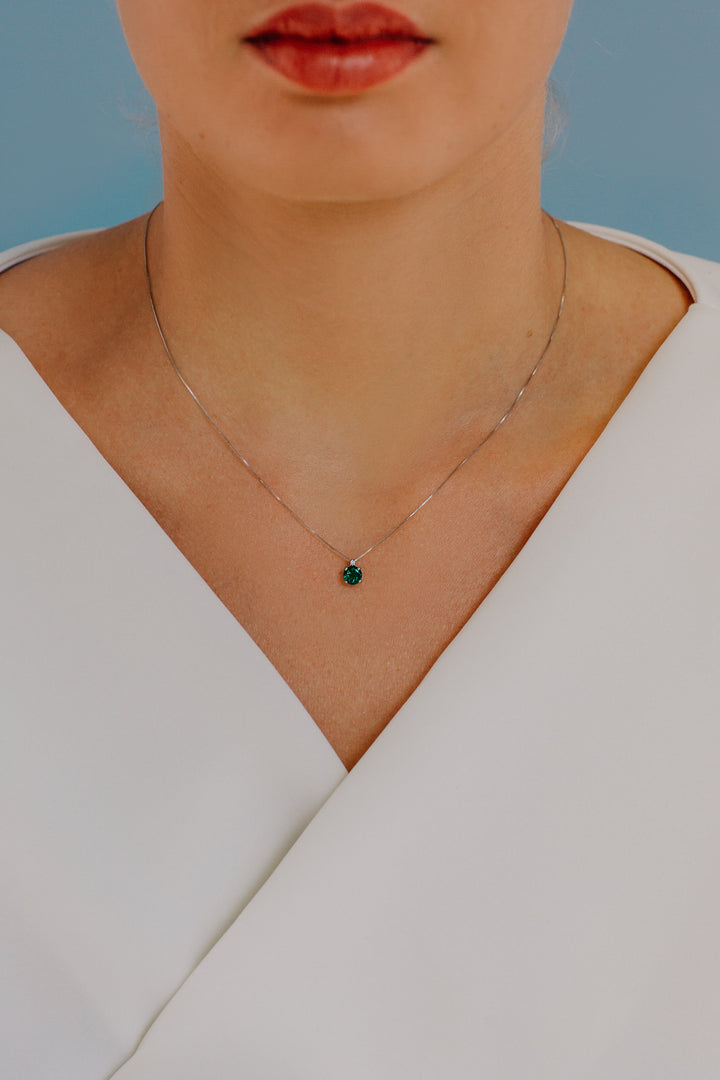 Comete-Halskette aus Gold, Diamanten und antikem Smaragd GLB1514