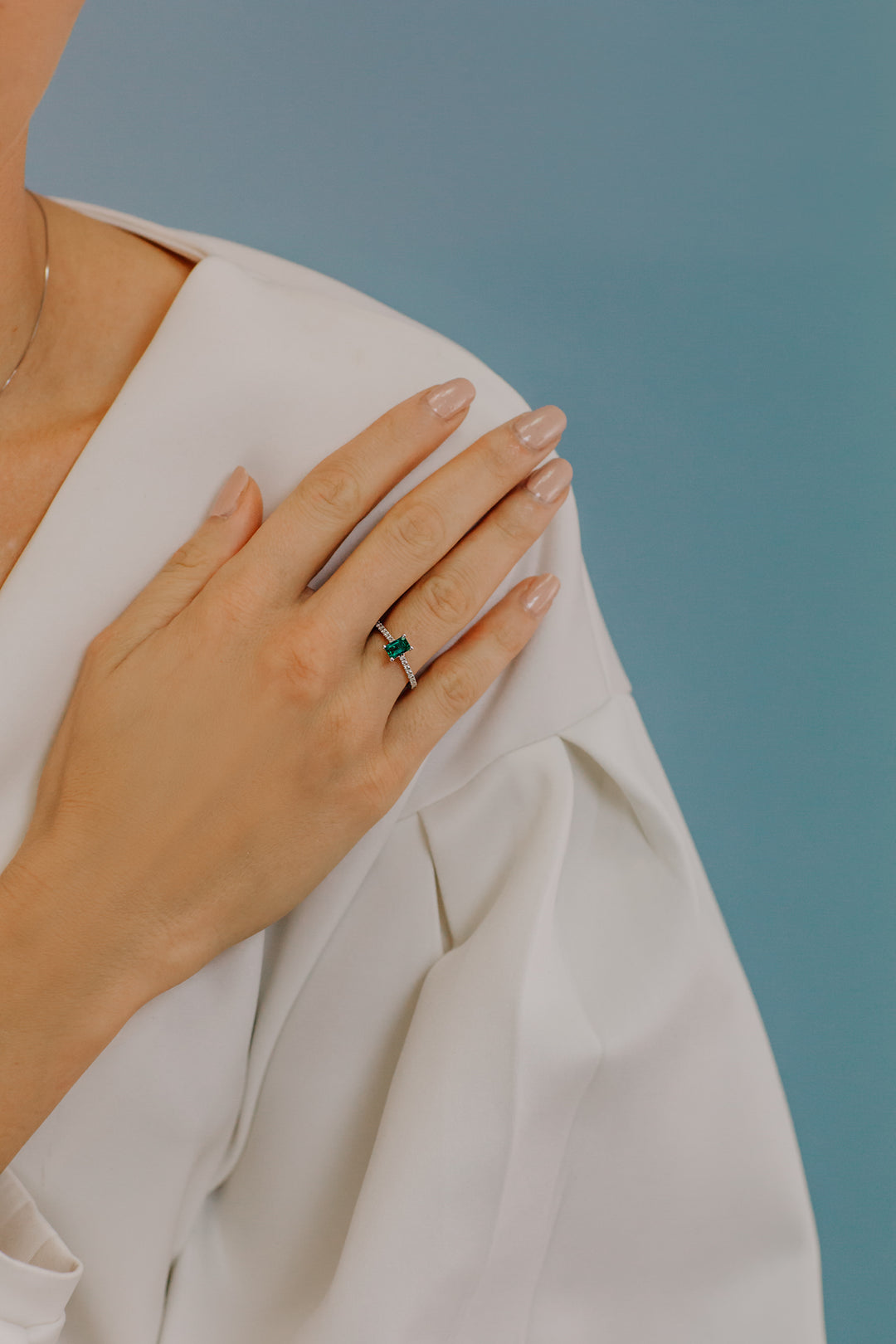 Comete Goldring mit Diamanten und Smaragd ANB2567