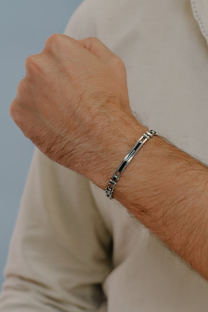 Comete armbånd i sort PVD stål og zirkoner UBR662N