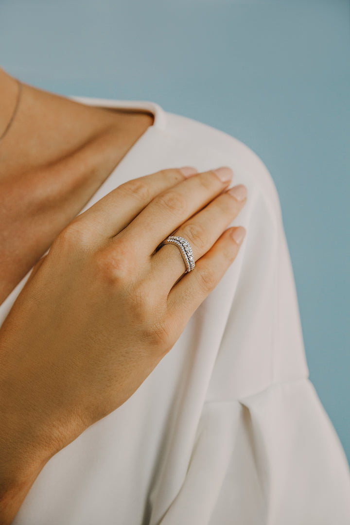 Comete Wave Ring i guld og diamanter ANB2492