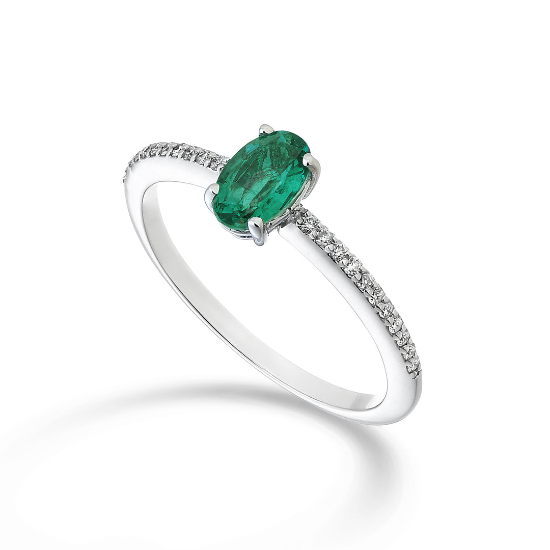 Mikiko an 18k emerald n. oval 6x4 ct.0,46 diam. ct.0.08 MA5102O4SMN046