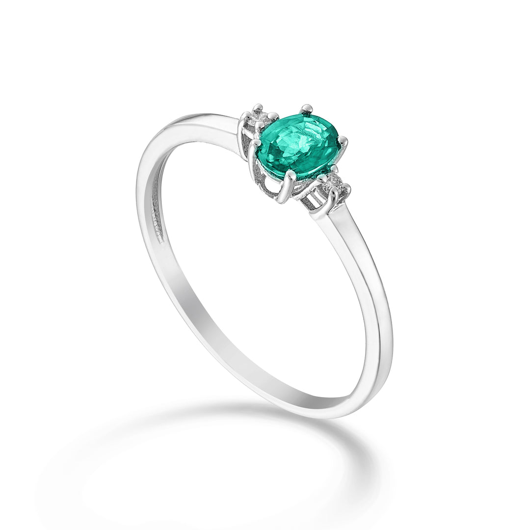 Mikiko, ein ovaler Smaragd aus 9 Karat, 5 x 4 ct., 0,30 Durchm. ct.0,02 MA5191R4BE