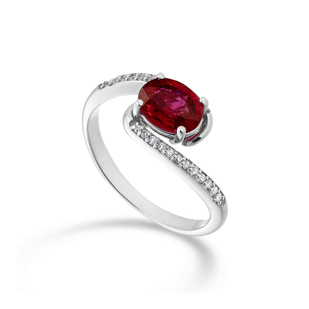 Mikiko an 18k ruby ​​n. oval 7x5 ct.0.85 diam. ct.0,085 MA5101O4RBN085