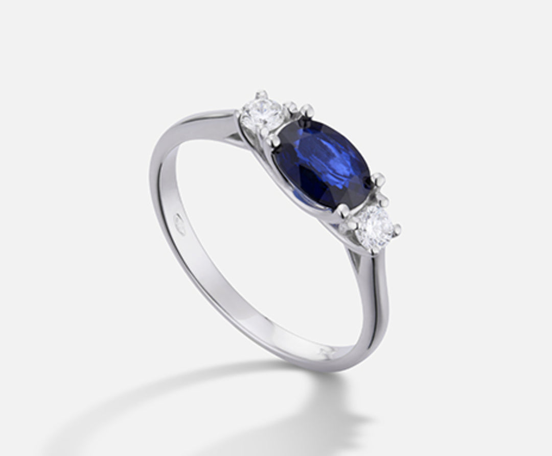 Mikiko an 18k sapphire n. oval 7x5 ct.1,05 dia ct.0,16 MA5113O4ZFN105