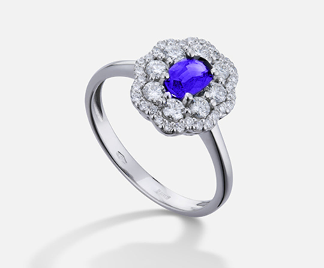 Mikiko an 18k tanzanite n. oval 6x4 ct.0.38 dia ct.0.63 MA5114O4TZN