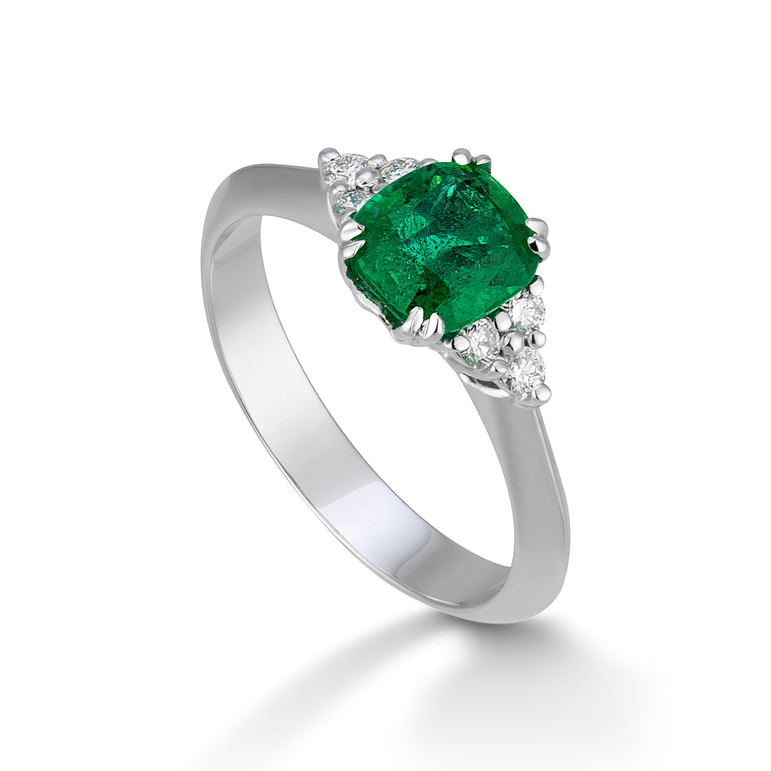 Golay pude smaragd ring 7x6 og 6 side diamanter ACLC064DISM67-23073110078