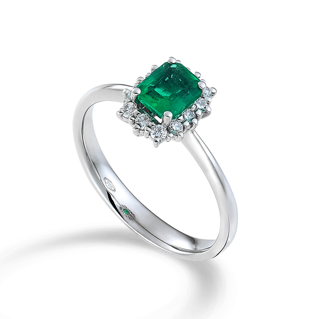 Golay oktagonal smaragdring 5x6 och diamanter ACL026DISM-21363110004
