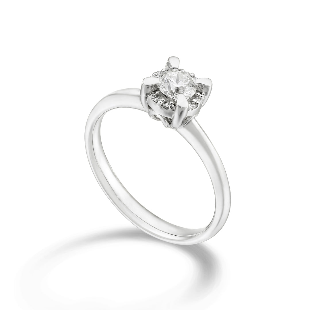 World Diamond Group solitaire ring diam mellem stifter, cen. 0,08ct ASLC421DI08-24059110124