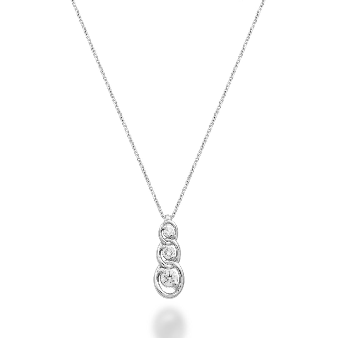 World Diamond Group abgestufte Trilogie-Diamant-Anhänger-Halskette mit Orbit-Fassungen von 0,18 Karat in 18 Karat Weißgold GD5185O4BR018