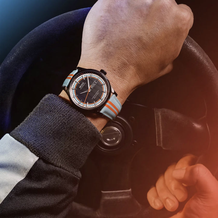Mido ur Multifort Chronometer 1 Racer 42mm sort automatisk stål sort PVD finish M038.431.36.051.00