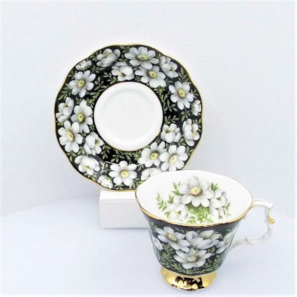 Royal Albert tazza da té Mountain Avens porcellana inglese decori smalto finiture oro fiore A-S885-4 - Gioielleria Capodagli